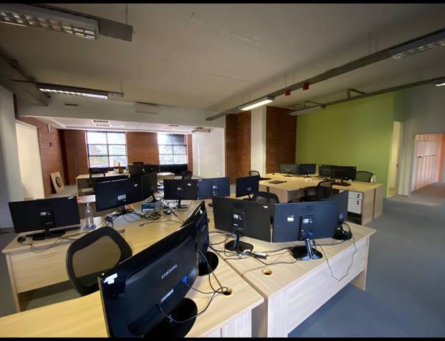 100M² OFFICE TO LET IN OBSERVATORY